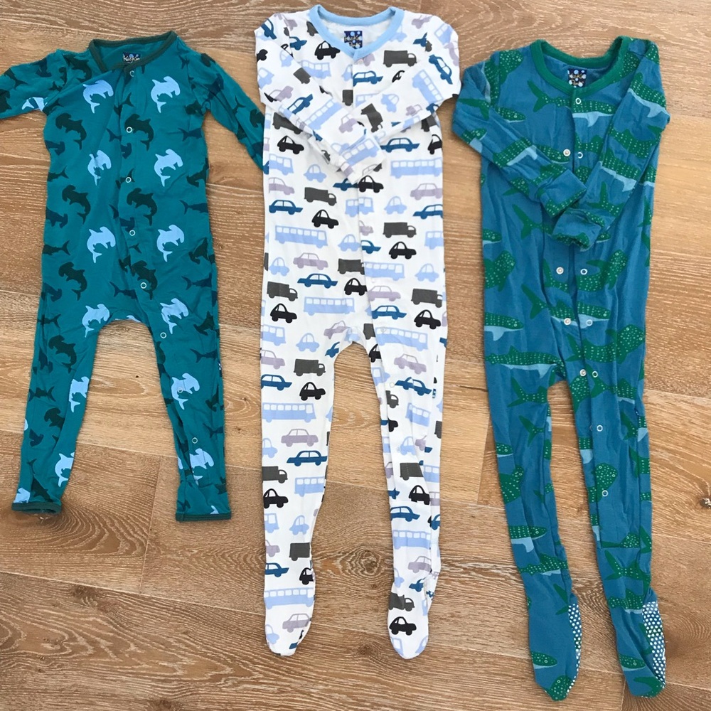 NWOT 3T Kickee Pants Sleepers